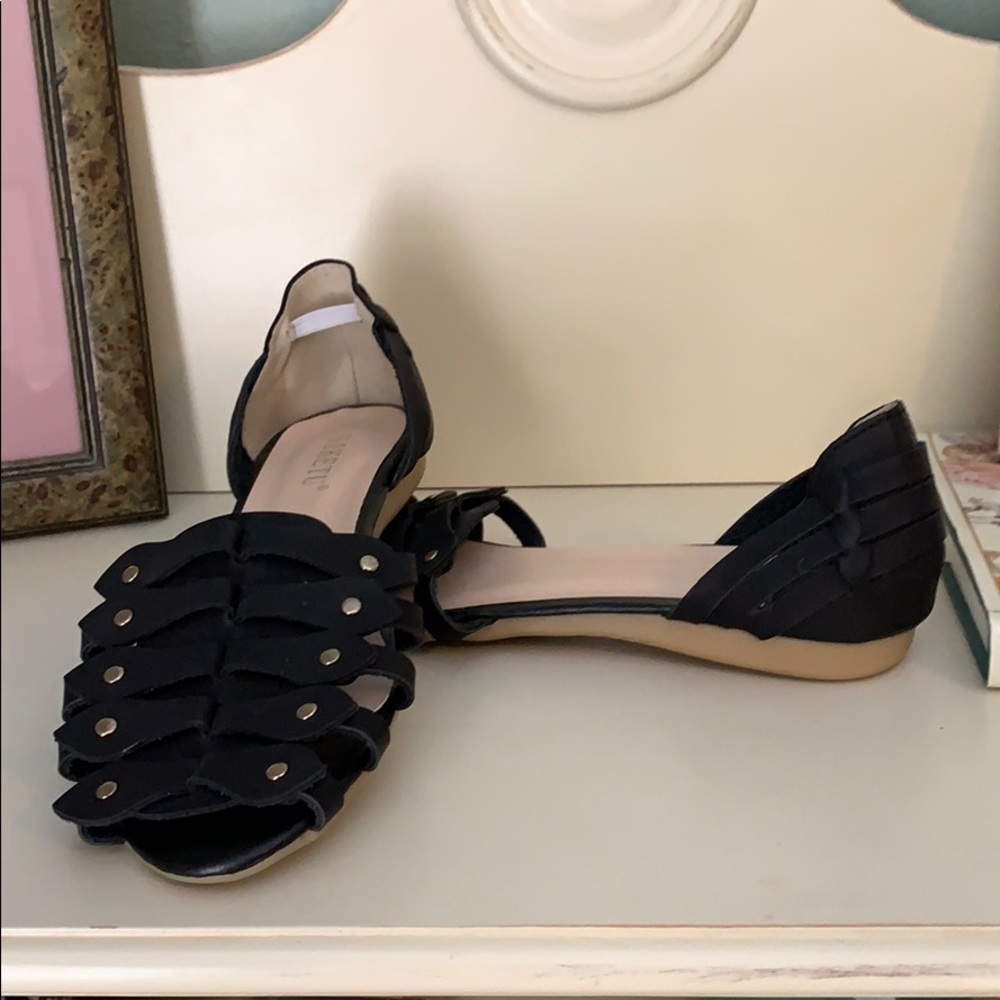 SIKETU SANDALS